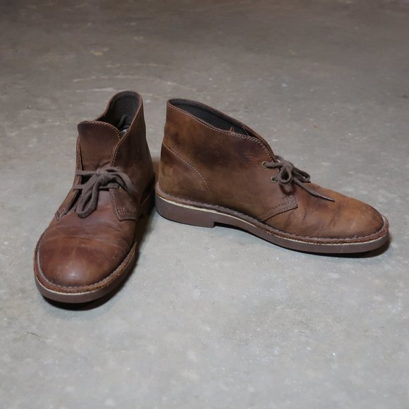 Clarks. Men\'s 8. Chukka Boots. Brown Leather.